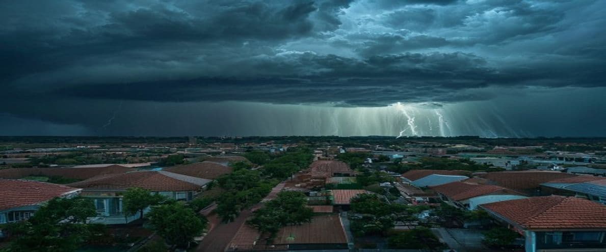 El Paso Storm Season Alert: Essential Precautions for Homeowners This Week